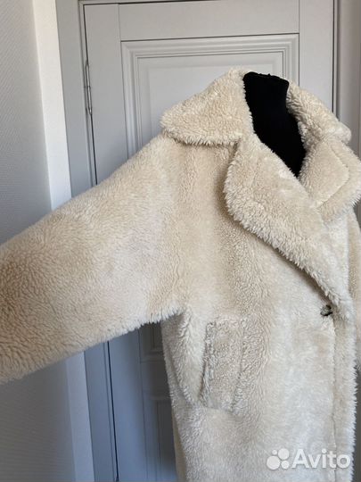 Искусственная шуба длинная 46 бежевая