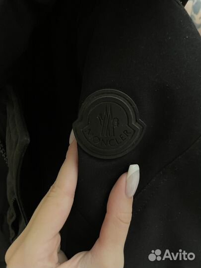 Зимняя куртка moncler