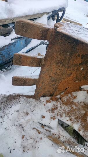 Ковш экскаватора мтз