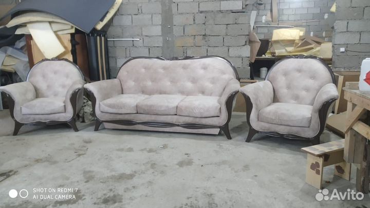 Реставрация мягкой мебели,диваны,холл и стулья