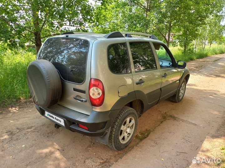Chevrolet Niva 1.7 МТ, 2012, 147 000 км