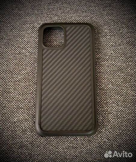 Чехол на iPhone 11 pro pitaka