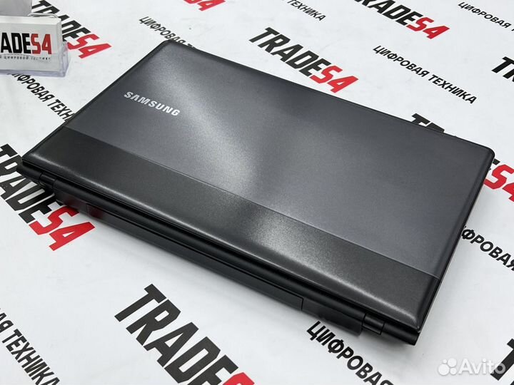 Ноутбук Samsung 15.6