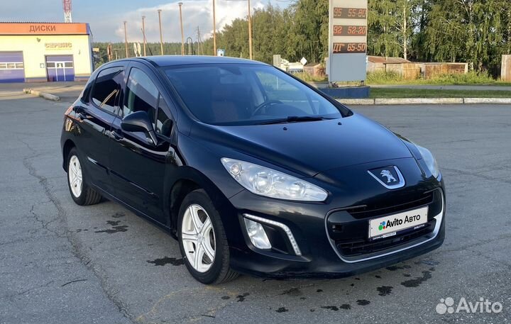 Peugeot 308 1.6 AT, 2011, 150 000 км