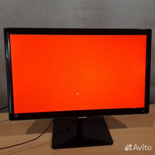 Монитор Samsung 22 дюйма