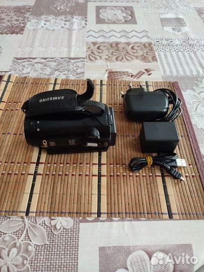 Видеокамера Samsung full HD модель HMX-H200BP/XER