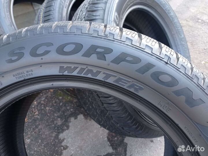 Pirelli Scorpion Winter RFT 235/55 R19 101H