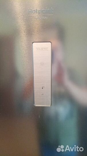 Холодильник новый hotpoint ariston