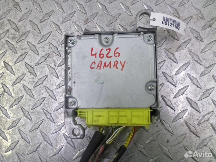 Блок управления подушками безопасности Toyota Camr