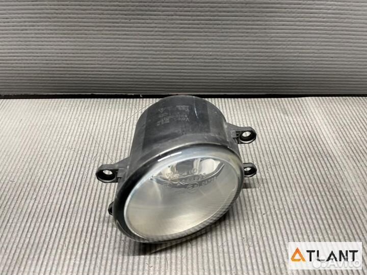 Туманка передняя левая toyota ractis