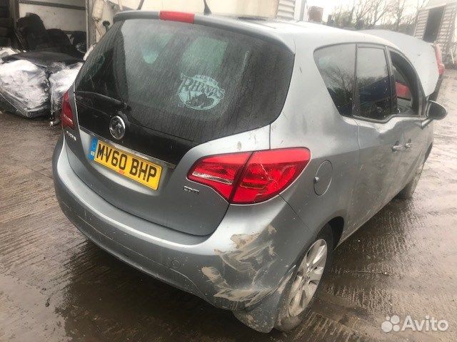 Разбор на запчасти Opel Meriva 2010