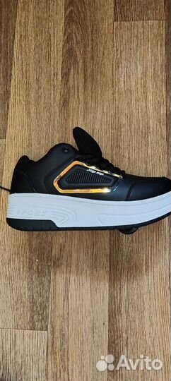 Кроссовки с роликами