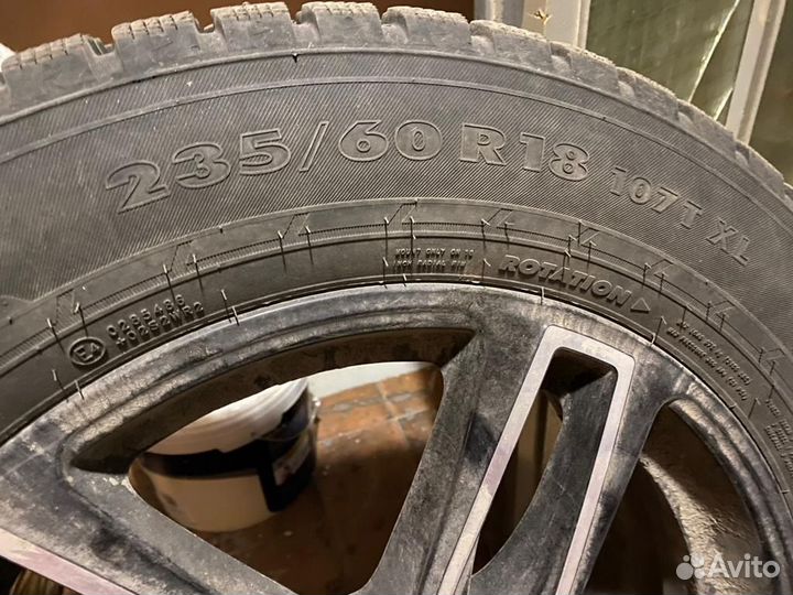 Nokian Tyres Hakkapeliitta 5 235/60 R18