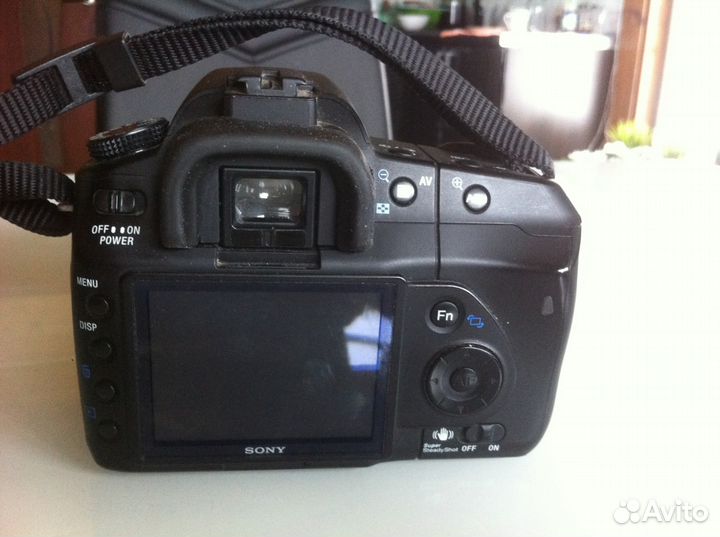 Sony Alpha dslr-A200 Kit 18-70