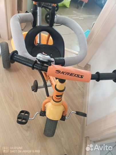 Велосипед для малышей с ручкой