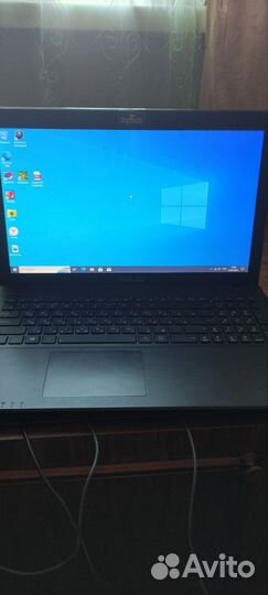 Ноутбук asus x552e