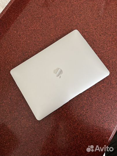 Apple MacBook air 13 2020 m1 8gb 256