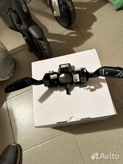 Подрулевой переключатель