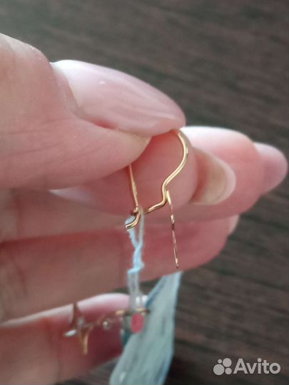 Золотые серьги