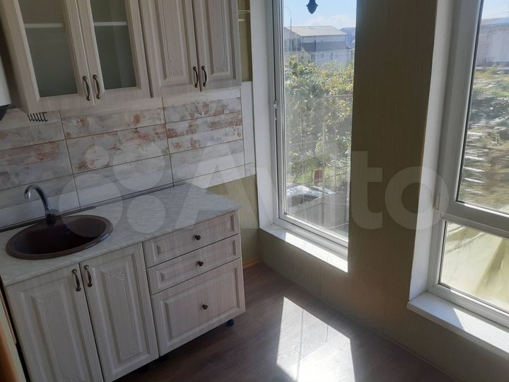 2-к. квартира, 60 м², 2/2 эт.