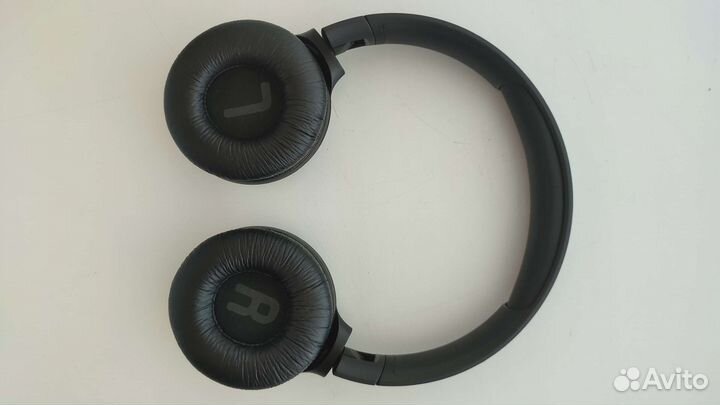 Беспроводные наушники jbl tune 560bt