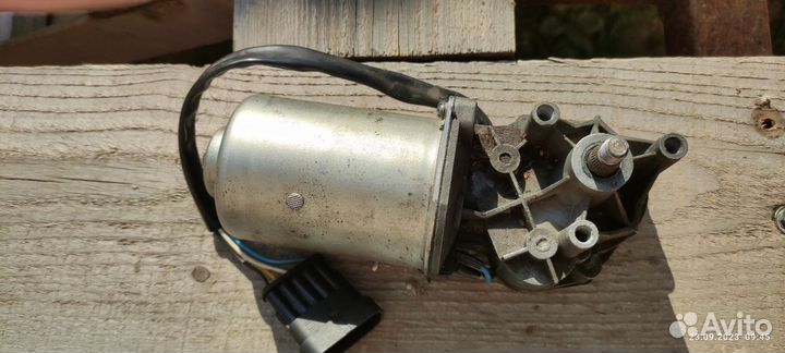 Моторедуктор стеклоочистителя гранта