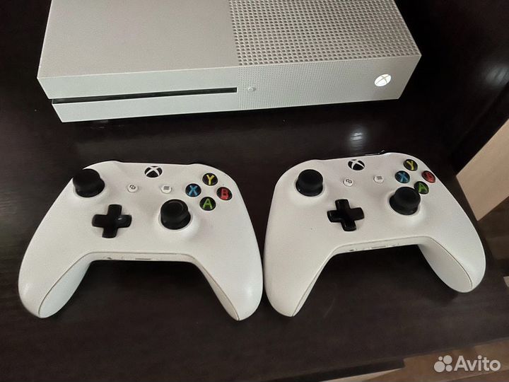 Xbox One s