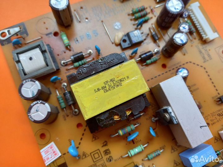 36570 Плата питания 42LM3450