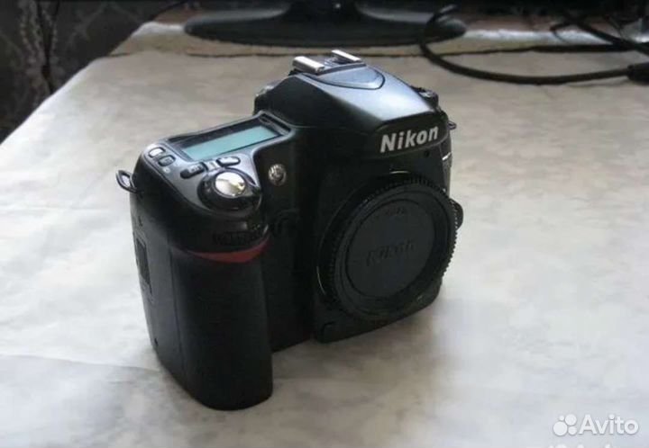Nikon D80 body с объективом 50 мм