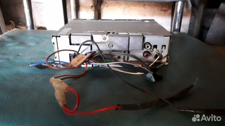 Автомагнитола кассетная