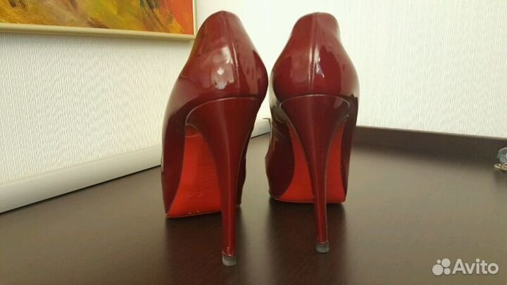 Туфли Christian Louboutin