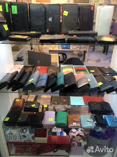 Прибыльный бизнес.Отдел аксессуаров с товаром