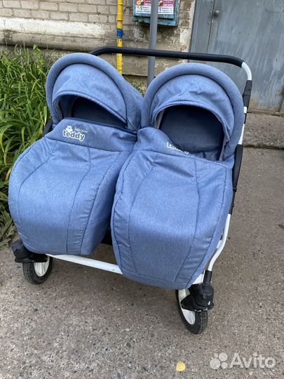Коляска для двойни