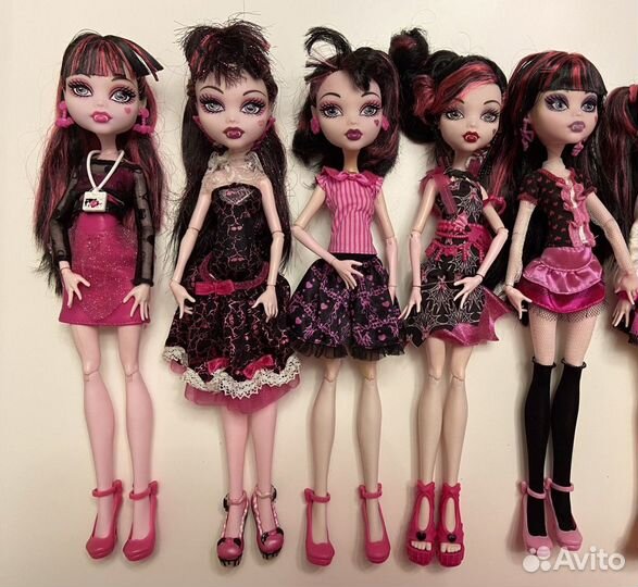 Monster High куклы Дракулаура разные коллекции