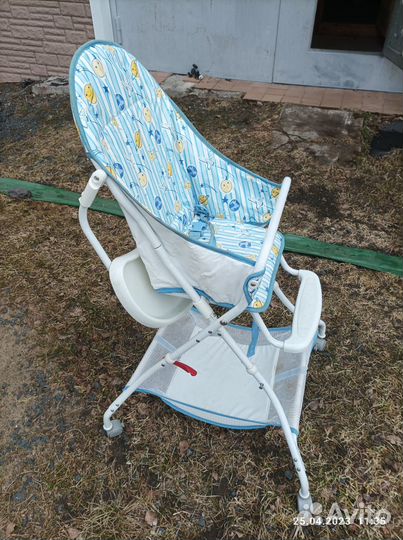 Детский стульчик для кормления