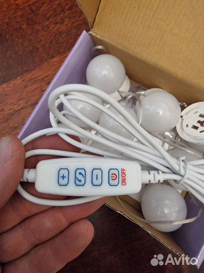 Лампы для макияжного стола