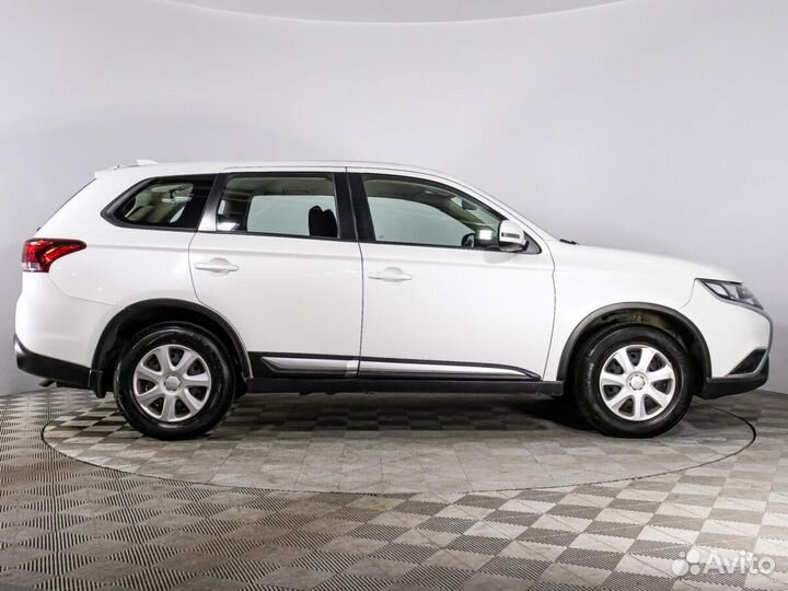 Mitsubishi Outlander 2.0 CVT, 2020, 105 169 км