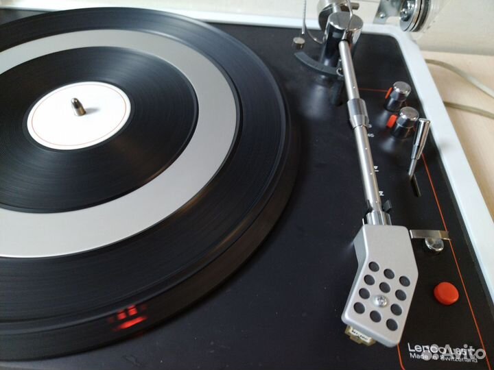 Проигрыватель винила Lenco L75 HI-Fi