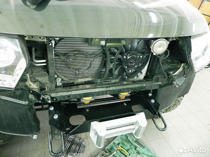 Площадка лебедки в бампер УАЗ Патриот с 2015 ролик