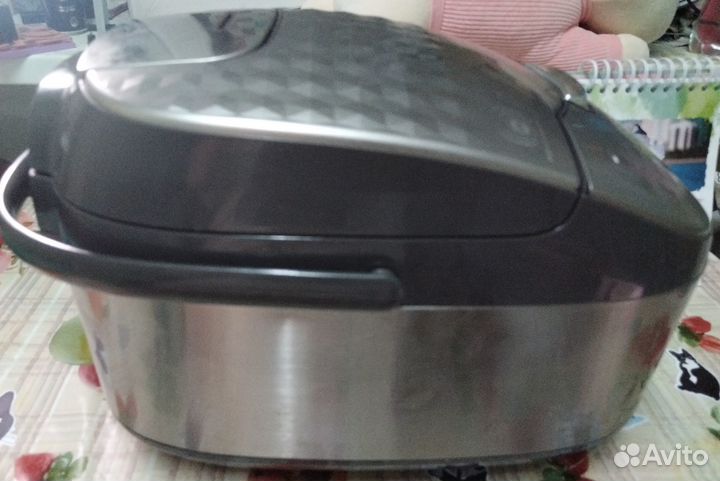 Продаю мультиварку