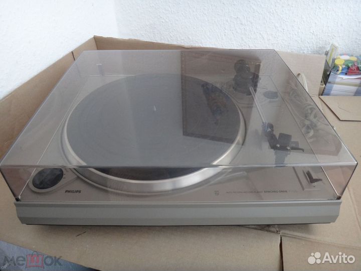 Проигрыватель винила «Philips» F7120