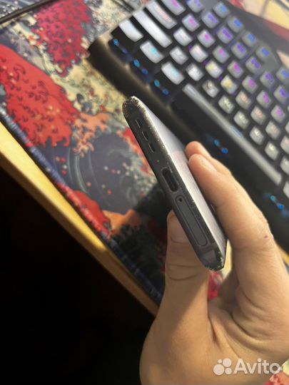 Tcl 10 pro