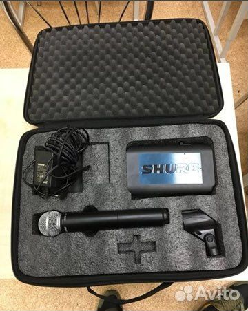 Ди Джей с оборудованием: звук, свет