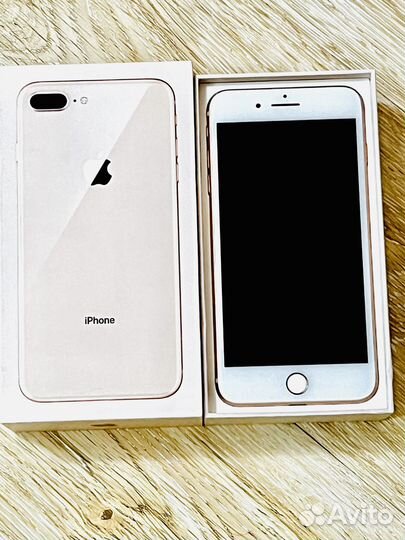 iPhone 8 Plus, 64 ГБ