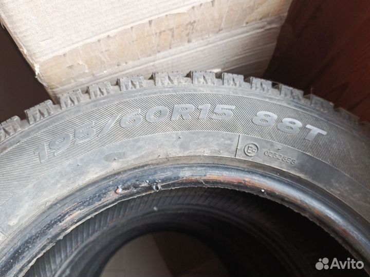 Hankook Winter I'Pike 195/60 R15 88T