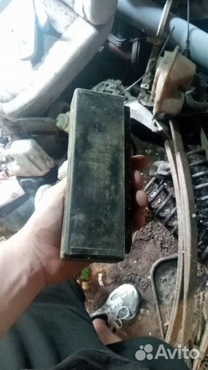 Блок предохранителей и реле Mercedes W210