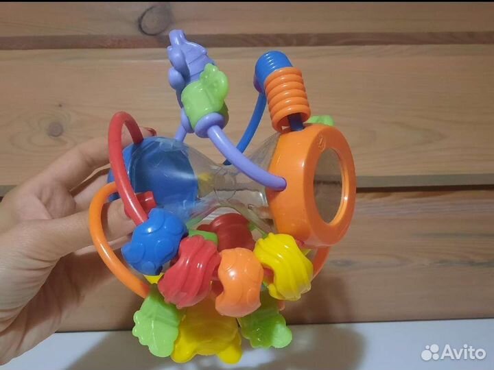 Развивающие игрушки для малышей пакетом