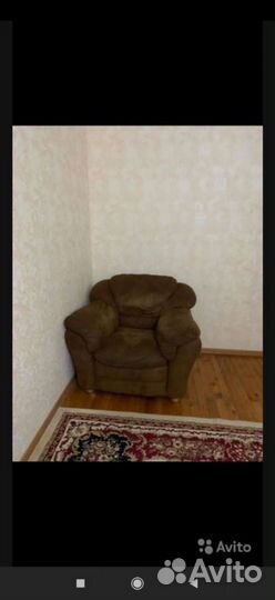Диван с креслами б/у