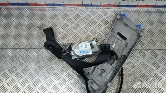 Ремень безопасности с пиропатроном сиденья передне