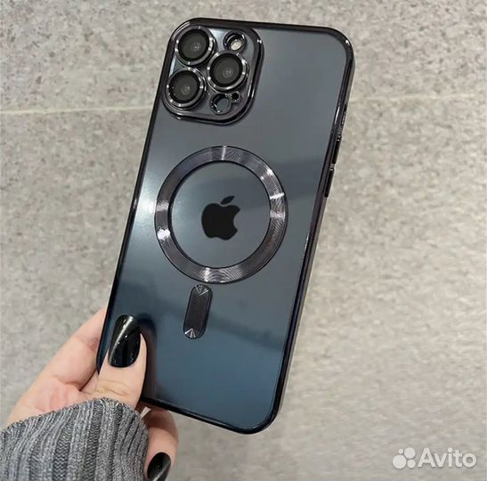 Чехол на iPhone 11